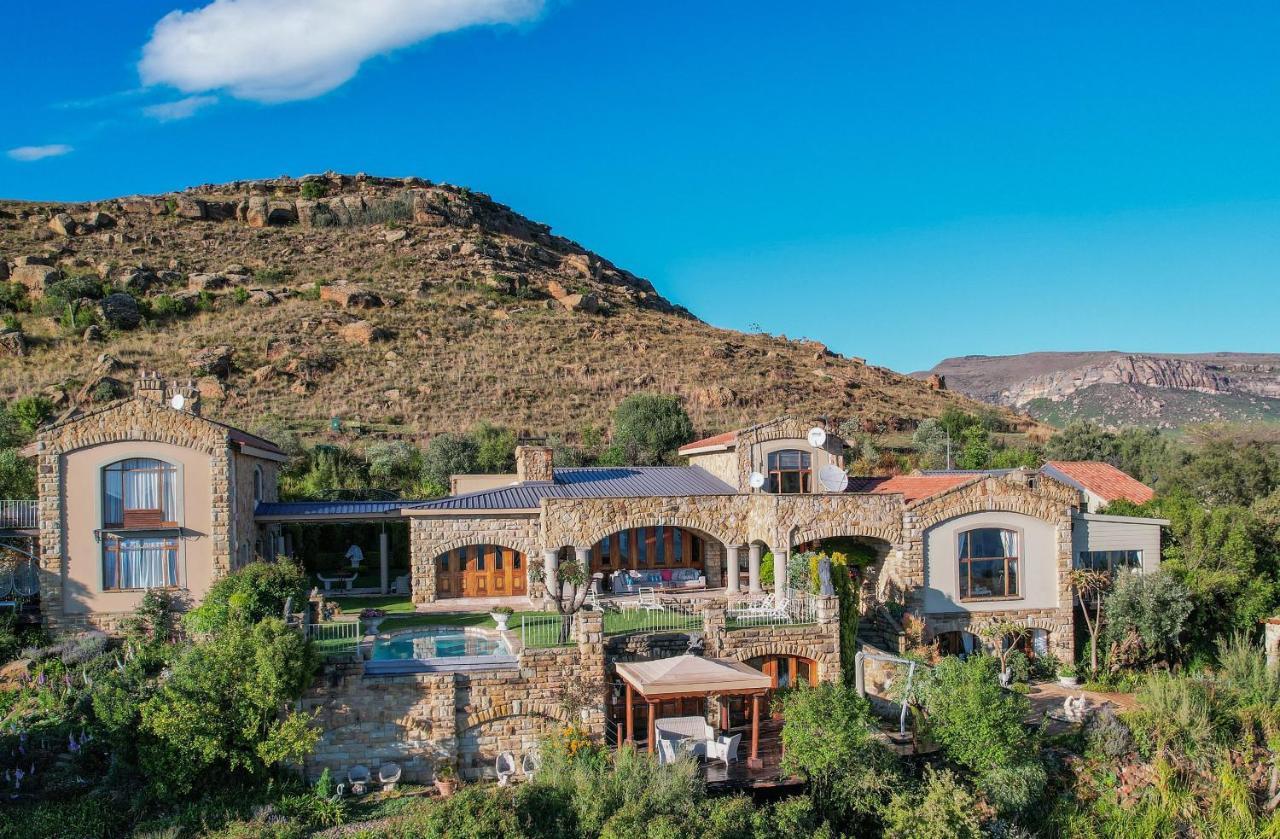 Wild Horses Lodge Harrismith Bagian luar foto