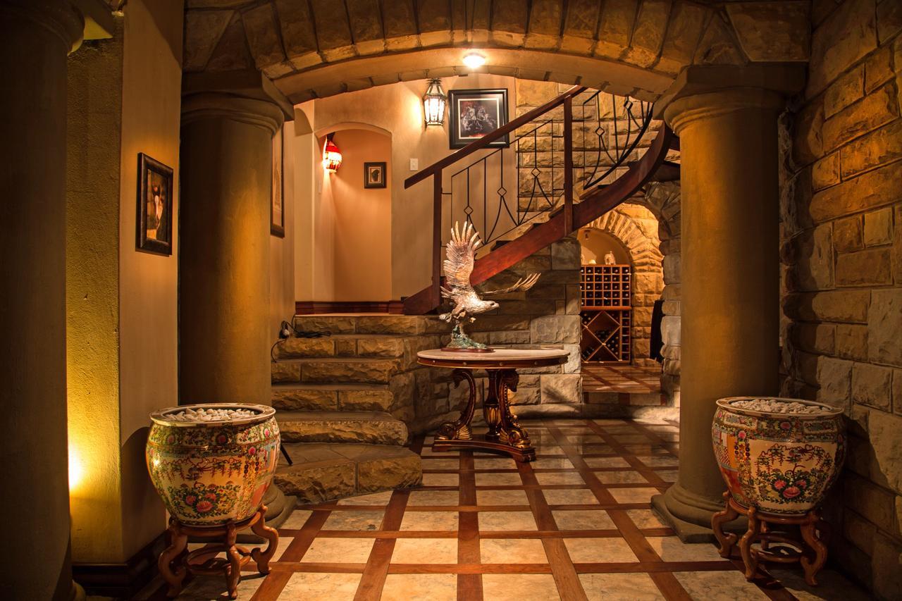 Wild Horses Lodge Harrismith Bagian luar foto